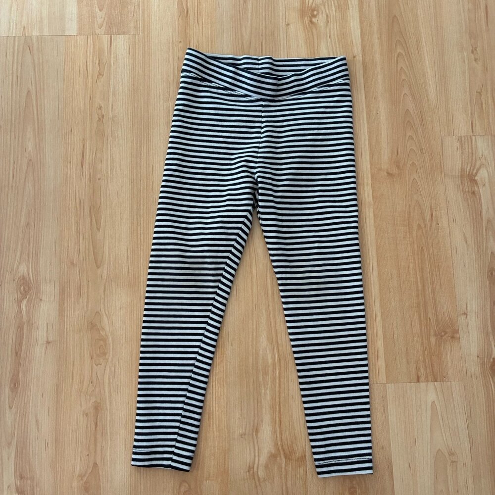 Primary Kids black and white leggings size 4